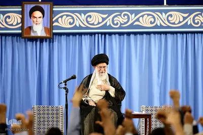 دیدار جمعی از دانشجویان با رهبر انقلاب