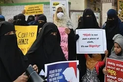 Demo Masyarakat India dalam Menentang Larangan Hijab di Sejumlah Sekolah dan Universitas