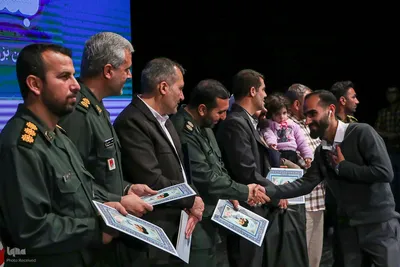 دورهمی خانوادگی بسیجیان شیراز