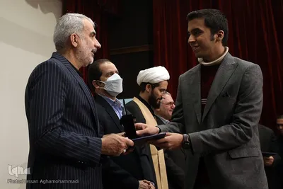 آئین تجلیل از پژوهشگران برگزیده آموزش و پرورش