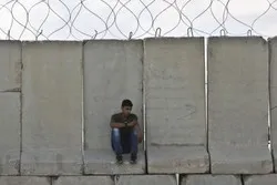 L'Égypte construit un mur d'acier le long de la frontière avec la bande de Gaza