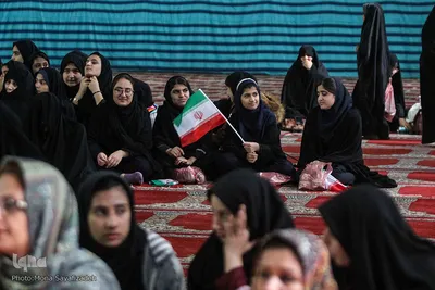 تجمع بانوان انقلابی در مصلی اهواز