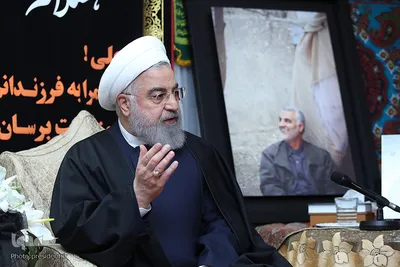 حضور رئیس جمهور در منزل سردار شهید سپهبد حاج قاسم سلیمانی