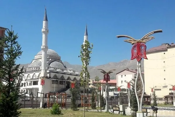 Hakkari'de cami ve Kur'an kursları ramazan ayına hazır