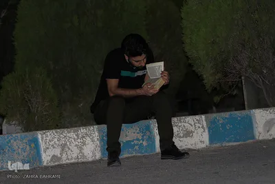 احیاء شب بیست و سوم ماه مبارک رمضان-بهشت زهرا(س)اراک/عکاس:زهرا بهرامی