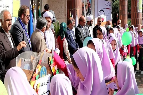 زنگ شور عاطفه ها در دبستان نزهت ساری