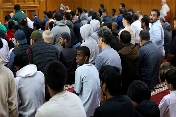 Britaniya müsəlmanları son hadisələrdən sonra öz təhlükəsizliklərindən narahat olublar