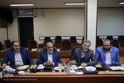 نشست ظهر دلنشین استاد «محمدعلی دهدشتی» 