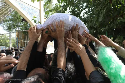 تشییع پیکر شهید مدافع حرم «محمد اینانلو»در کرج