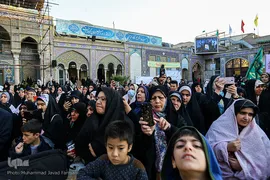 آیین تعویض پرچم سیدالکریم در شب ولادت آن حضرت