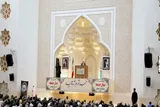 نمایندگان مجلس در پی حل مشکلات مردم باشند