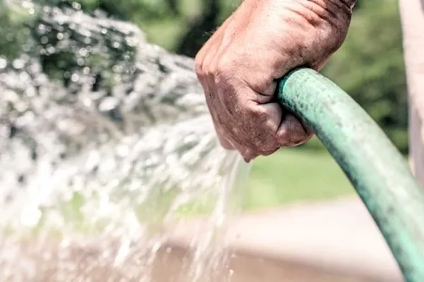 Les mosquées algériennes sensibilisent les fidèles à l'eau