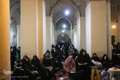 احیای شب نوزدهم ماه رمضان در مسجد جامع اصفهان