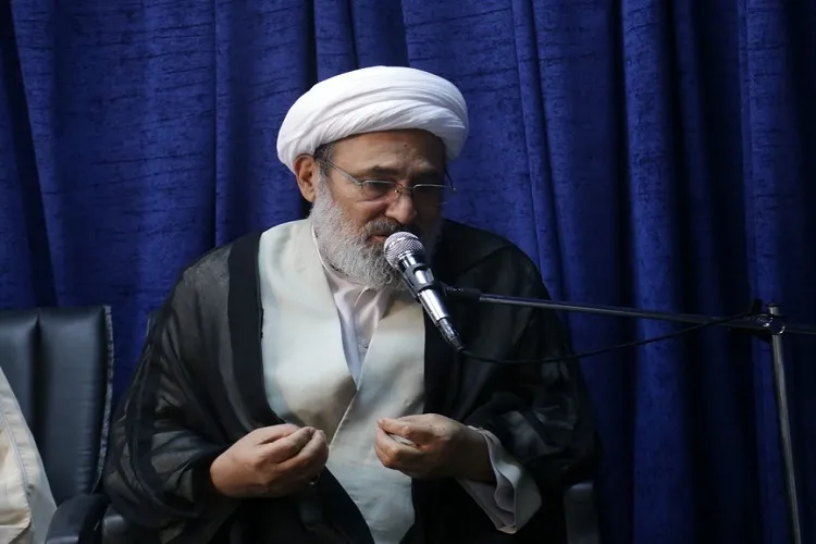 رشد 16 درصدی تعداد نمازگزاران مسجد جمکران طی 4 سال گذشته