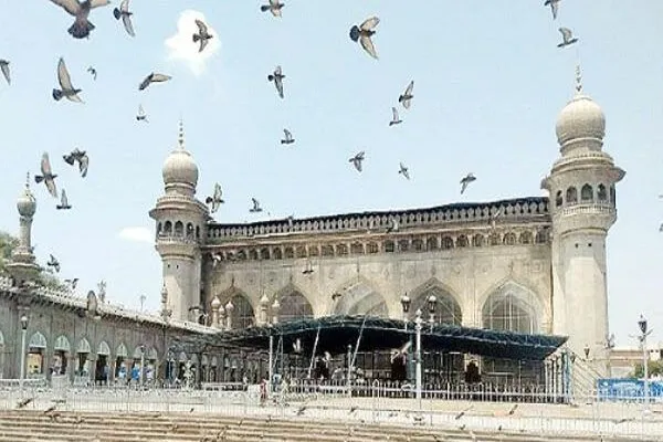 مکہ مسجد میں نماز جمعہ ادا نہیں کی گئی