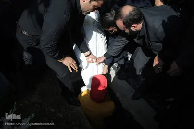 مراسم تدفین پیکر مرحوم استاد «محمد تقی مروت» در قطعه نام آوران بهشت زهرا