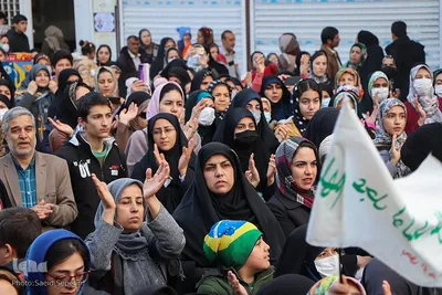 تجمع بزرگ منتظران ظهور هم‌زمان با شب نیمه‌شعبان در ملایر