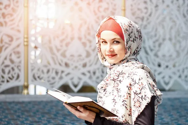 Dubai -  Int'l Quran Contest per donne