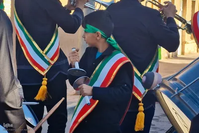 تشییع پیکر شهید گمنام دفاع مقدس در انارک
