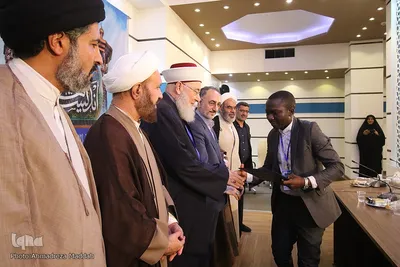 آیین اختتامیه همایش بین‌المللی اندیشه‌های قرآنی آیت‌الله خامنه‌ای در حرم شاهچراغ(ع)