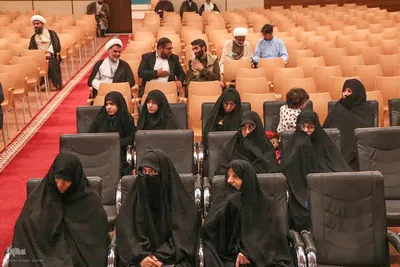 آیین رونمایی از کتاب «برای حق» در یزد‎