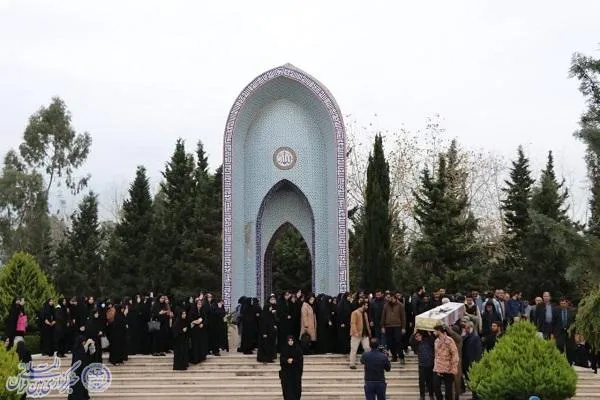 عطرافشانی دانشگاه مازندران با رایحه فاطمی شهید گمنام