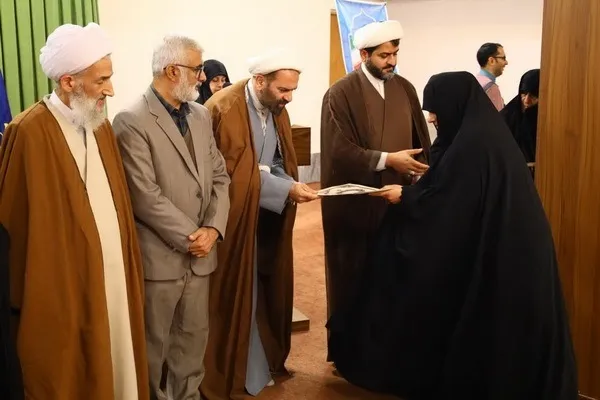 حوزه‌ علمیه نیاز علمی و پژوهشی دنیای اسلام را تأمین کند + عکس