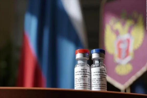 Irán y Rusia iniciarán producción de vacuna contra la COVID-19