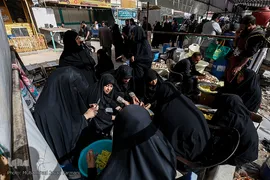 خدمت رسانی موکب جوادالائمه (ع) به زوار اربعین
