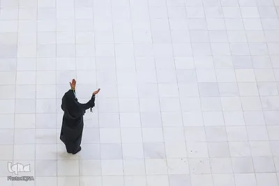 برکت باران در ماه مبارک رمضان در حرم حضرت علی(ع)