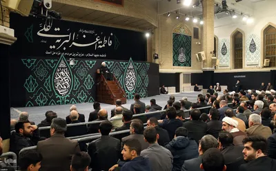 اولین شب مراسم عزاداری حضرت فاطمه‌زهرا (س) در حسینیه امام خمینی(ره)