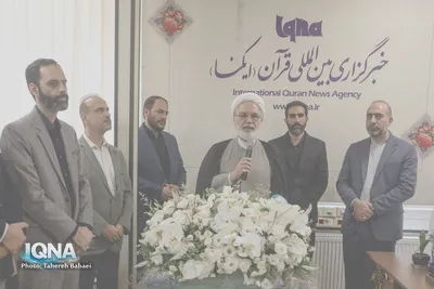حضور حمیدرضا ارباب سلیمانی، رییس مرکز عالی قرآن و عترت وزارت فرهنگ و ارشاد اسلامی به مناسبت روز خبرنگار در تحریریه ایکنا