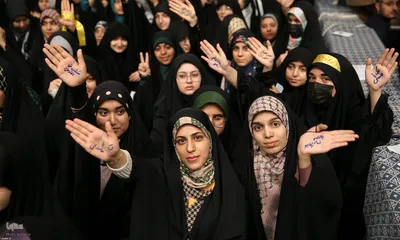 دیدار دانش‌آموزان و دانشجویان