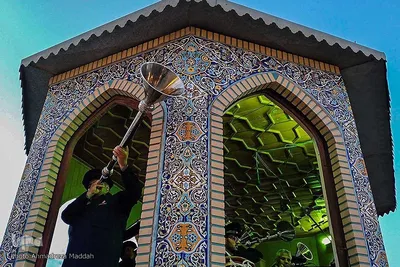 آیین نقاره زنی در حرم حضرت احمد بن موسی شاهچراغ(ع) شیراز‎‎