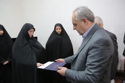 عکس | دیدار استاندار آذربایجان شرقی با خانواده شهدای جنگ رمضان در بناب