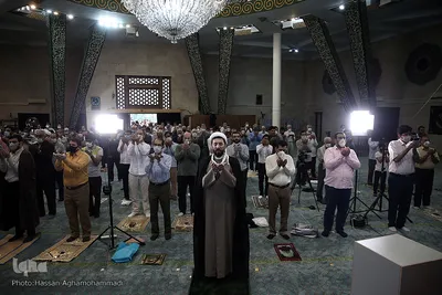 اقامه نماز عید سعید «فطر» به امامت حجت‌الاسلام والمسلمین مصطفی رستمی، رئیس نهاد نمایندگی مقام معظم رهبری در دانشگاه ها در مسجد دانشگاه تهران