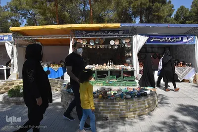 نمایشگاه صنایع دستی و تولیدات مشاغل خانگی در سمنان