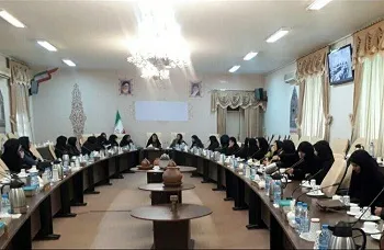 دهه فجر فرصتی برای تبیین نقش حساس زنان در پیروزی انقلاب است