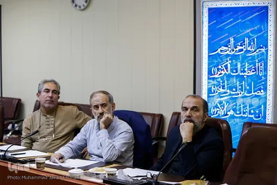 نشست بررسی تعیین راهبردهای ارتقاء آموزش عمومی قرآن کریم