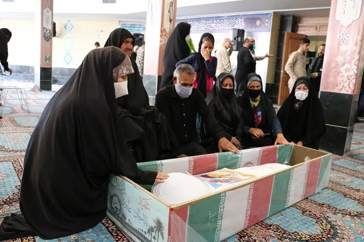 پایان فراق ۳۲ ساله / وقتی پسر خبر بازگشت پدر را می‌دهد