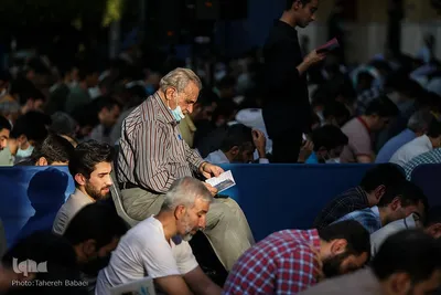 مراسم دعای عرفه در مسجد دانشگاه شریف