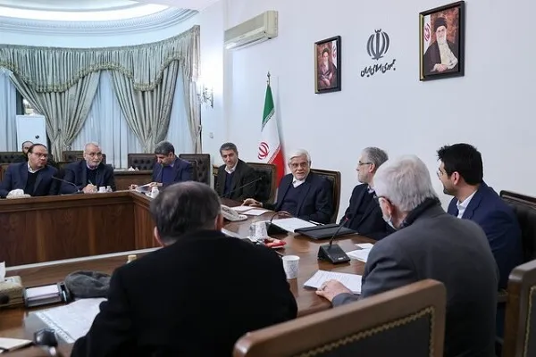 انجمن‌های علمی در تحقق رشد ۸ درصدی به دولت کمک کنند