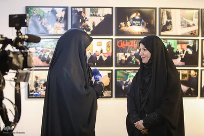 نمایشگاه عکس «مجلسِ پرده‌نشینان»