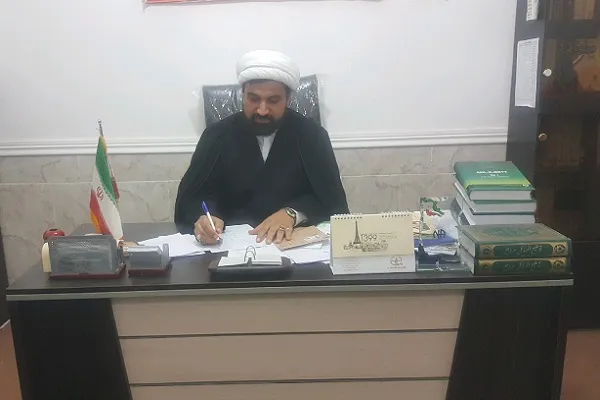 ایستادگی رهپویان مکتب امام خمینی(ره) در مقابل استکبار با پیروی از رهبری