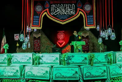 وداع با دویست سردار بی‌پلاک