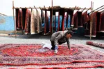 قالیشویی‌ در آستانه عید نوروز/عکاس:پریسا بهزادی