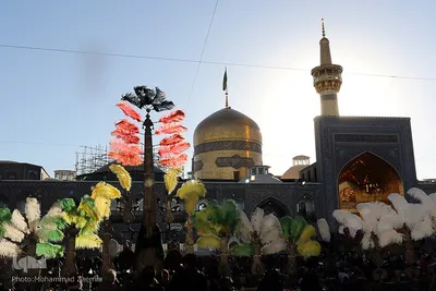 آئین تعویض پرچم گنبد مطهر رضوی در آستانه ماه محرم
