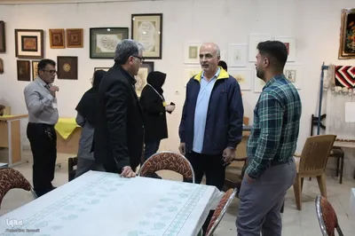 بازدید استاندار مرکزی از نمایشگاه قرآن
