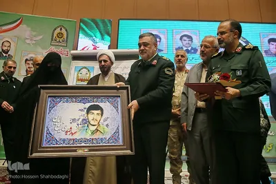 گرامیداشت شهدای امنیت فراجا در قم
