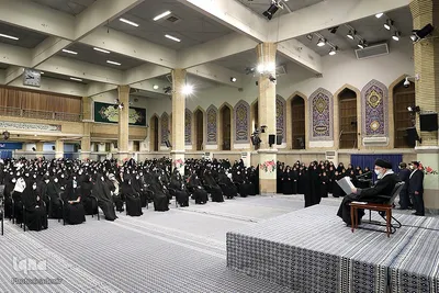 دیدار جمعی از بانوان فرهیخته کشور با رهبر انقلاب اسلامی